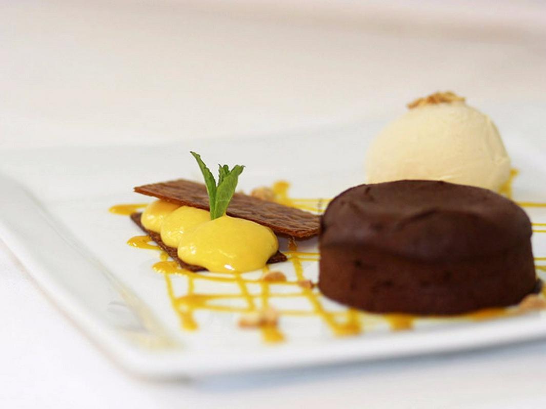 Logis Hotel Restaurant Nougier Saint-Étienne-de-Fursac 외부 사진
